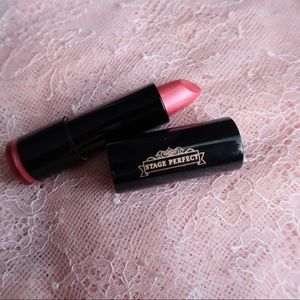 Cruelty free vegan lipstick - Color Flirt